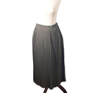 Sheer pleated olive skirt M